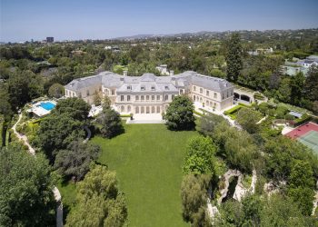 Former Spelling Manor Returns To Market At $165 Million