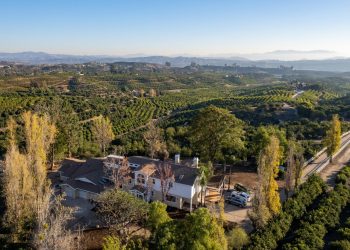 Escape The City And Find Luxury Farm Living In Moorpark