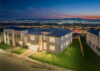 4 in 10 Americans Are Considering A Move