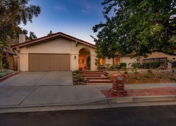 S&P Posts Modest Gains In February National Homes Prices