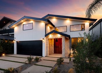 Listing of the Day: Sherman Oaks Gated Estate