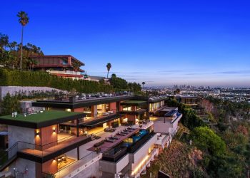 hollywood hills 1.24